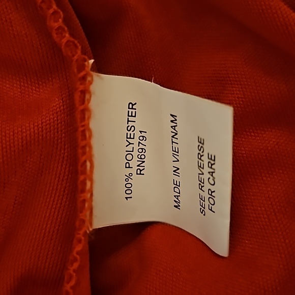 SARA MICHELLE Tomato Red Hearts Pintucked Bow Sleeve Coquette Valentine's Blouse - Picture 8 of 9